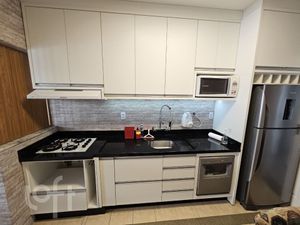 Image 9 - 880866