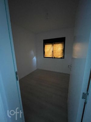 Image 3 - 880876