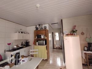 Image 3 - 880881