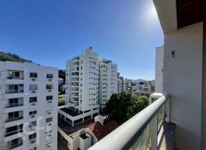 Image 7 - 880886