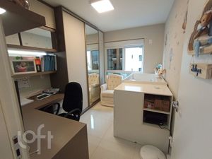 Image 9 - 880897