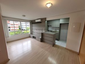 Image 1 - 880949