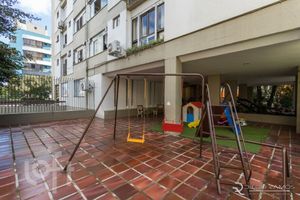 Image 15 - 880954