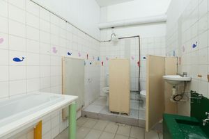 Image 32 - 880965