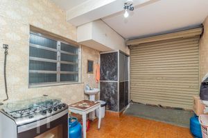 Image 8 - 880967