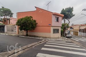 Image 32 - 880967