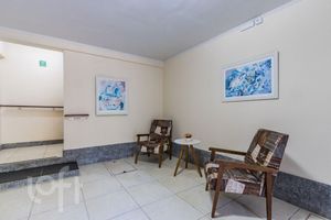 Image 4 - 880969