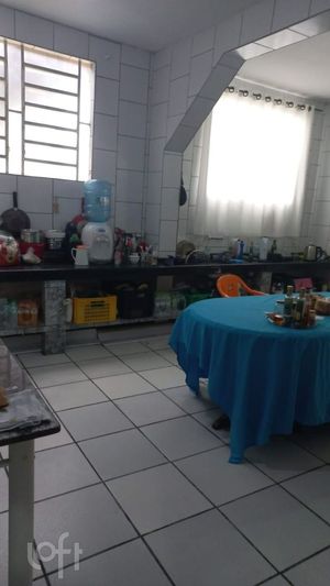 Image 9 - 880974