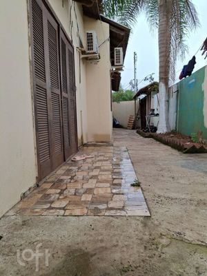 Image 1 - 880975
