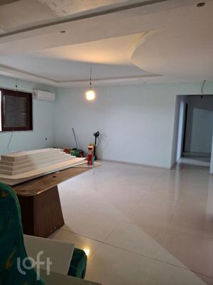 Image 7 - 880975