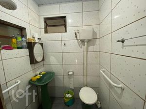 Image 6 - 880977