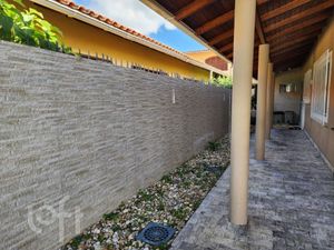 Image 10 - 880978