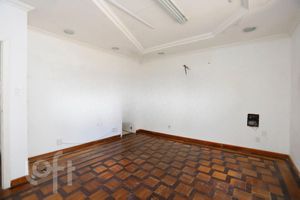 Image 17 - 880983