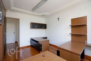 Image 21 - 880983