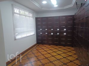 Image 8 - 880983