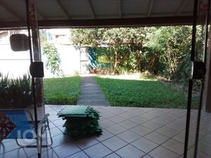 Image 8 - 880988