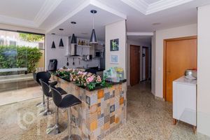 Image 35 - 880994