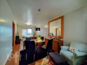 Image 7 - 880996