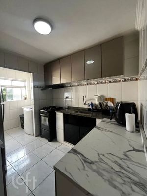Image 1 - 881000