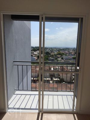 Image 1 - 881003