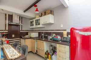Image 9 - 881011