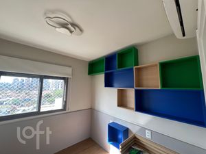 Image 8 - 881013