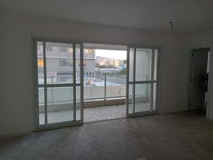 Image 10 - 881016