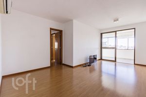 Image 1 - 881017