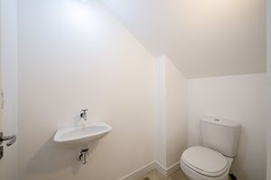 Image 30 - 881020