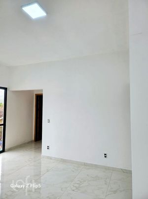 Image 3 - 881030