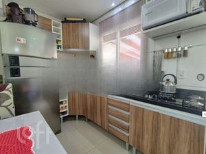 Image 14 - 881044