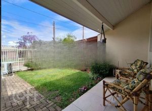 Image 19 - 881044