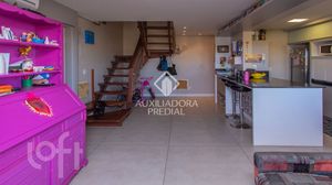 Image 17 - 881056
