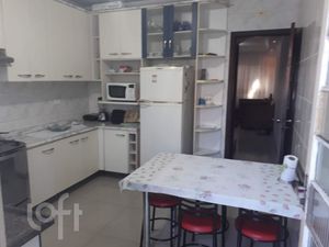 Image 5 - 881062