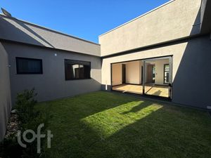 Image 3 - 881069