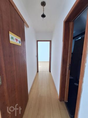 Image 1 - 881075