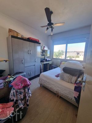 Image 9 - 881078
