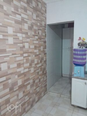 Image 1 - 881086