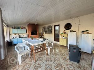 Image 13 - 881087