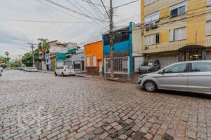 Image 16 - 881088