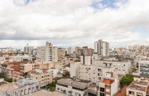 Image 13 - 881090