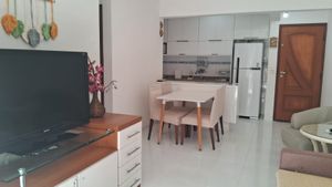 Image 9 - 881114