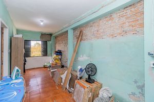 Image 22 - 881115