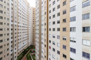 Image 9 - 881164