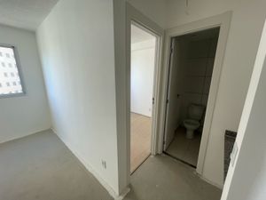 Image 4 - 881164