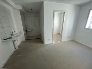 Image 13 - 881164
