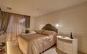 Image 19 - 881170