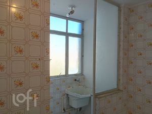 Image 3 - 881171