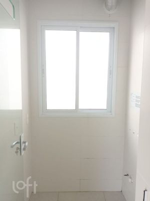 Image 21 - 881182