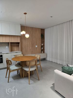Image 23 - 881188